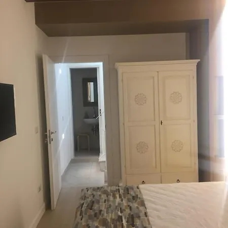 Apulia 35 住宿加早餐酒店 3*