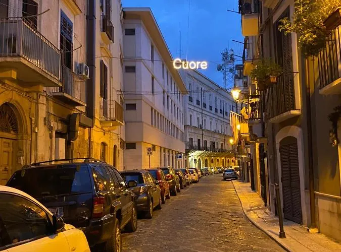 Apulia 35 3* バーリ