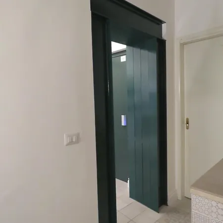 לינה וארוחת בוקר Apulia 35 3*