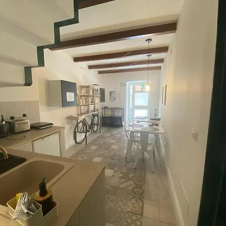 לינה וארוחת בוקר Apulia 35 3*